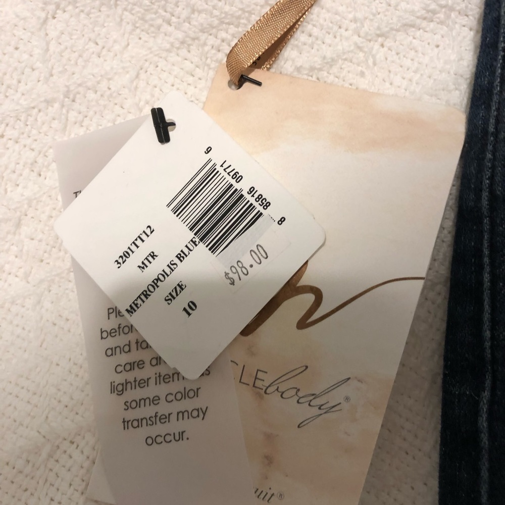 Miracle body jeans, new with tags